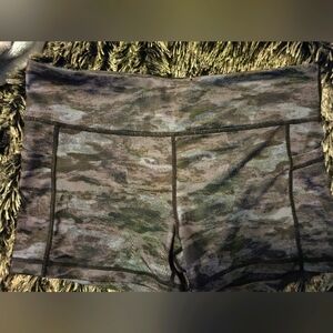 IAB Gray Camo Shorts With Pockets Size Large